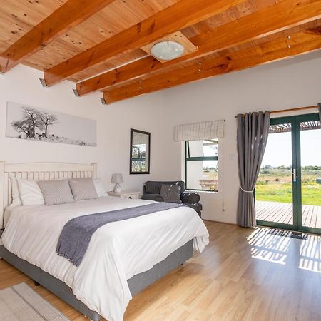 Tortoise Trail Lodge Langebaan Exterior foto