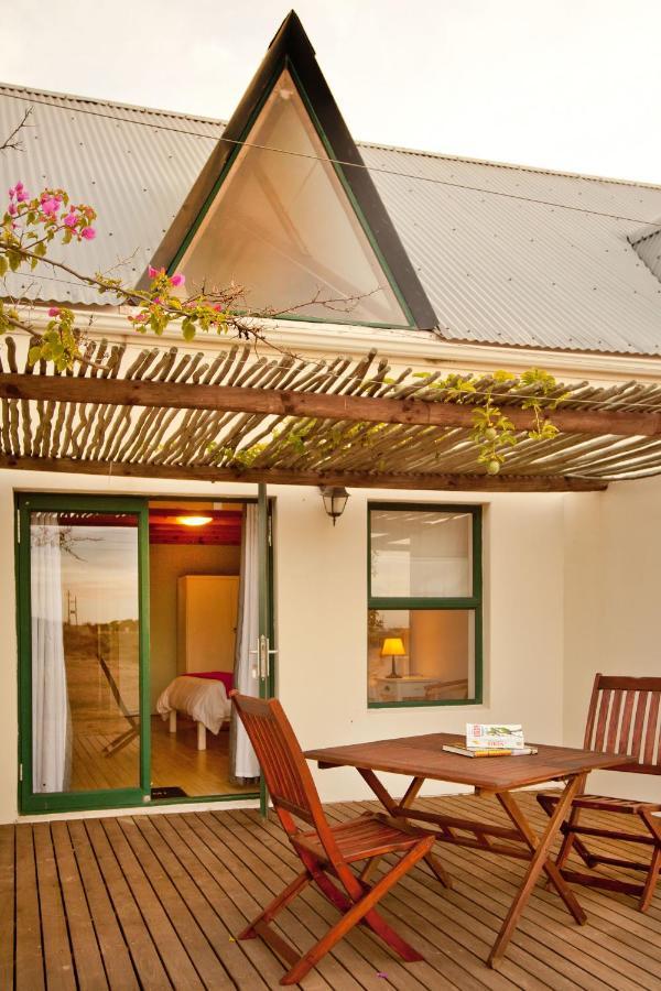 Tortoise Trail Lodge Langebaan Exterior foto