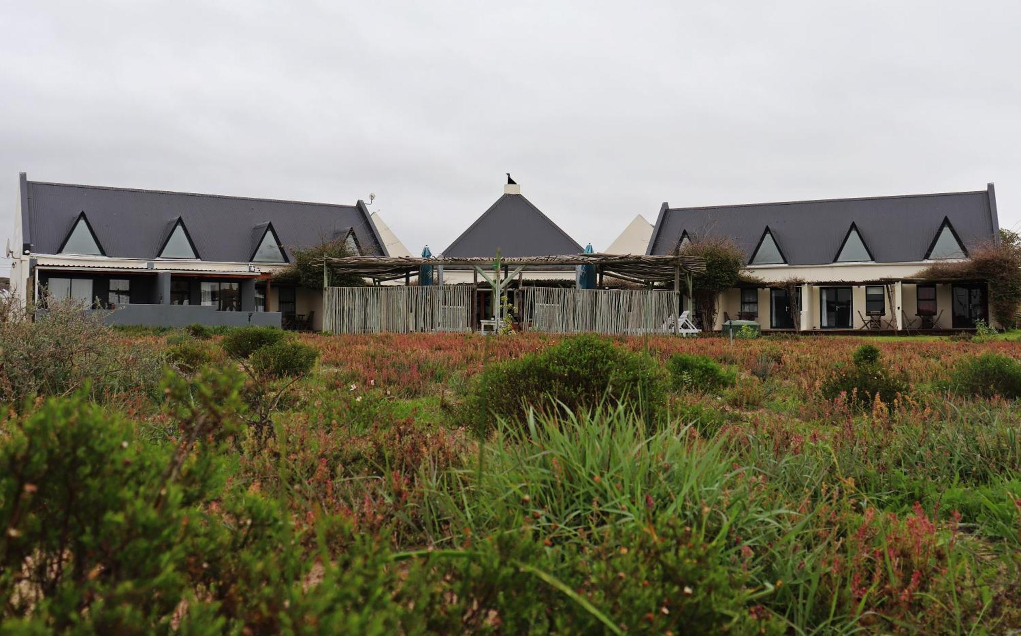 Tortoise Trail Lodge Langebaan Exterior foto